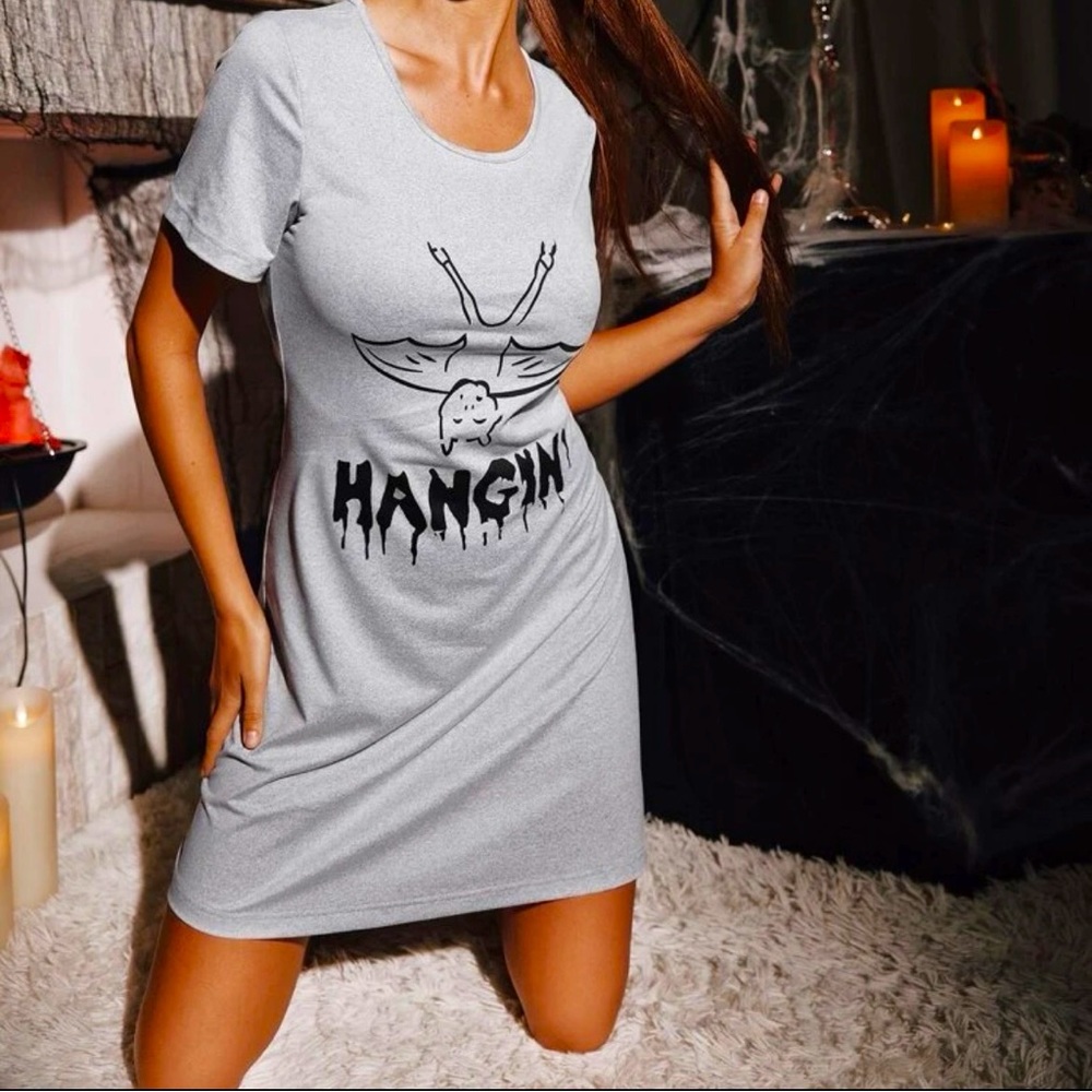 Hanging bat nightgown